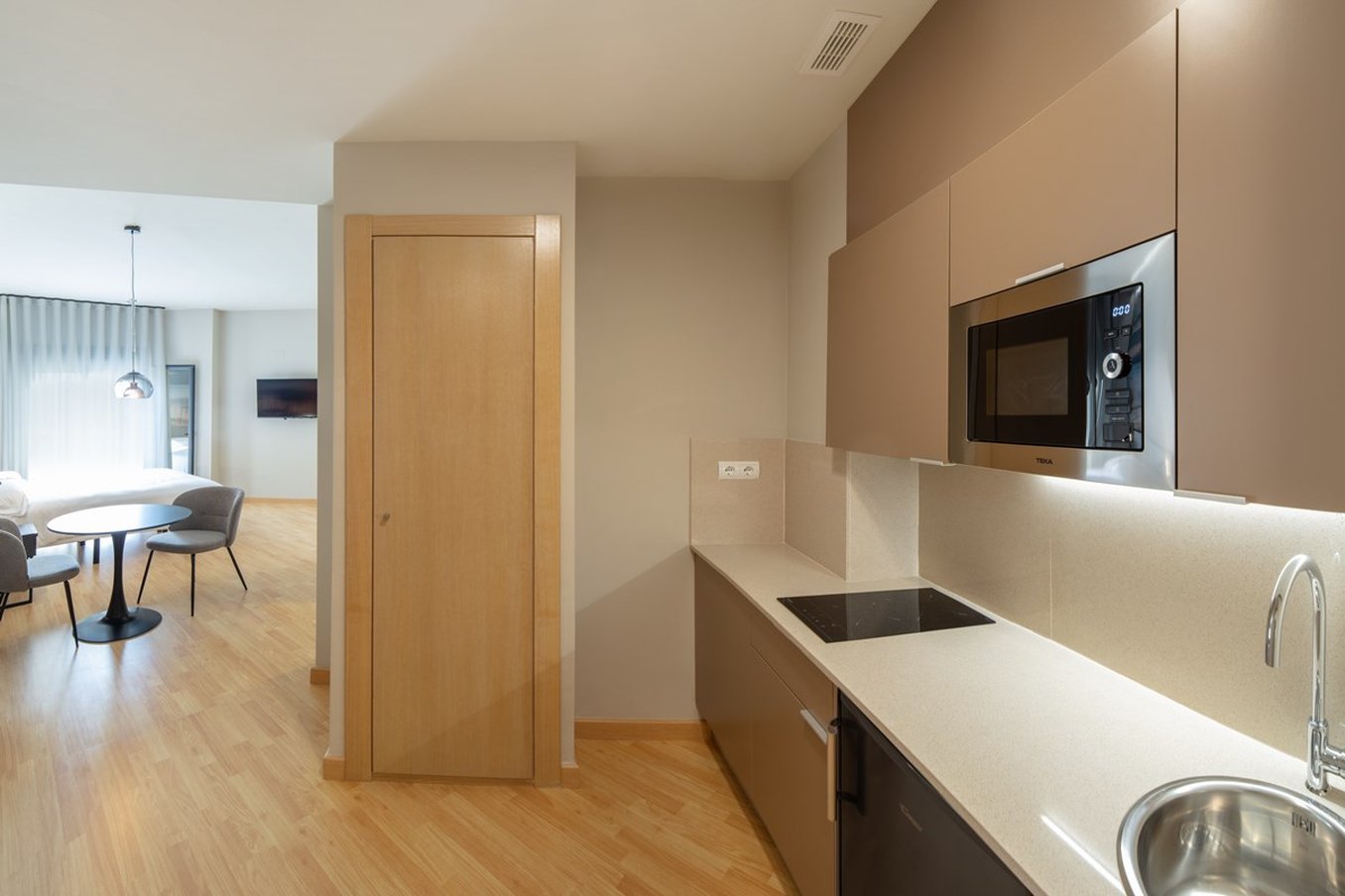 Palau Apartments 27/27