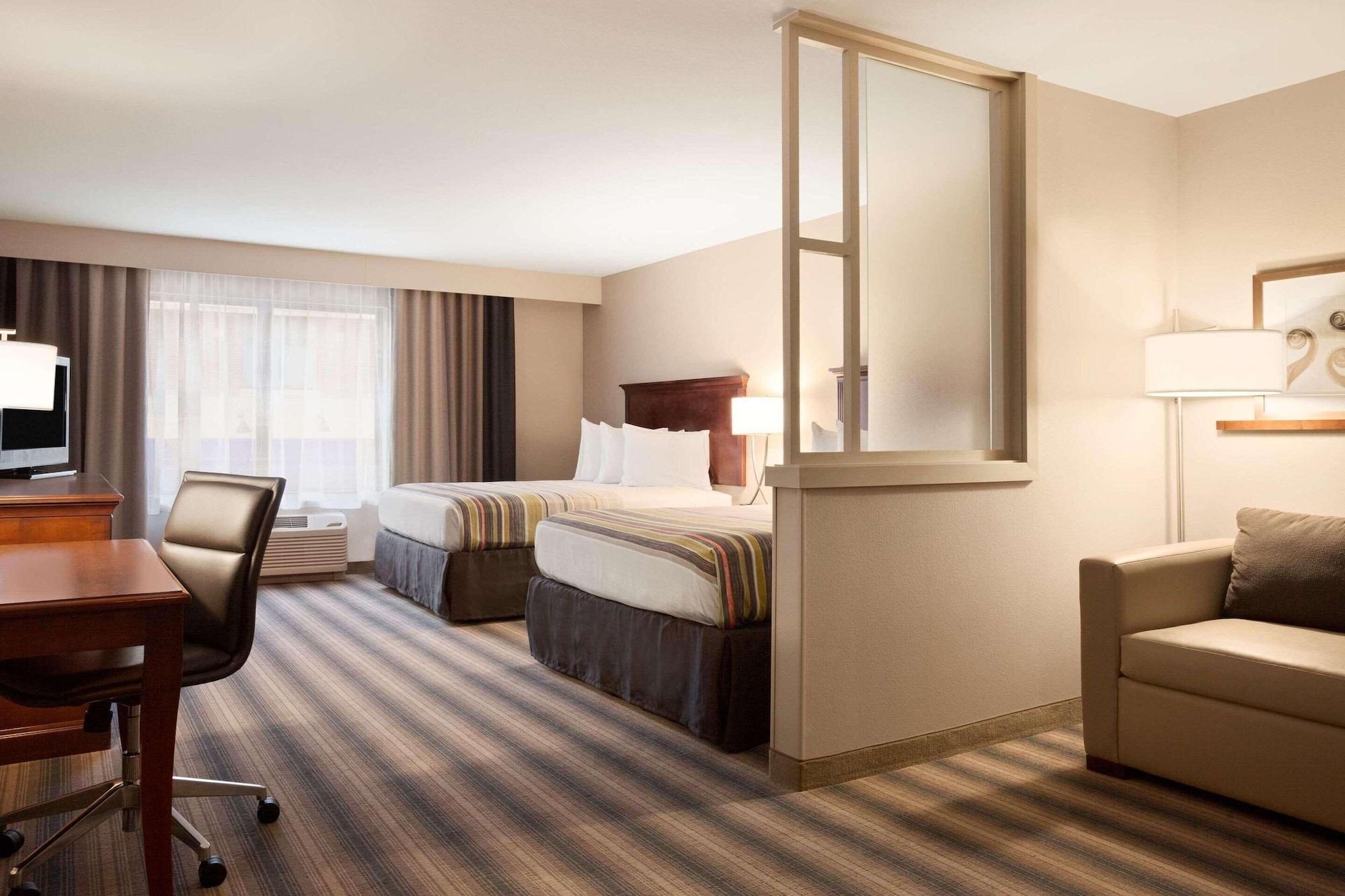 Studio, Suite, Multiple Beds
