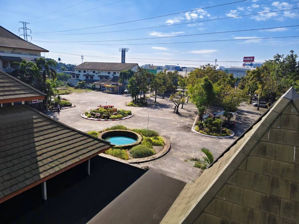 Sabai Hotel 47/50