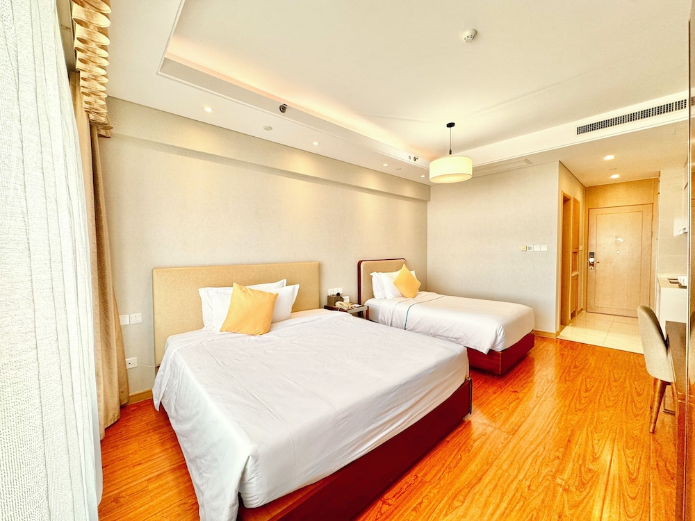 Yantai Tianma Argyle Suites 24/70