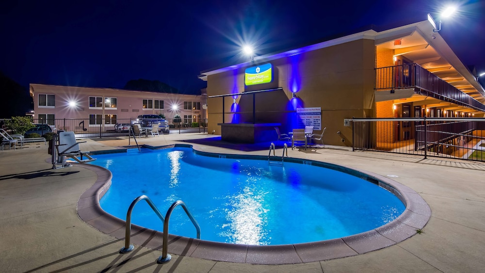 Surestay Hotel By Best Western Tupelo North 3/28