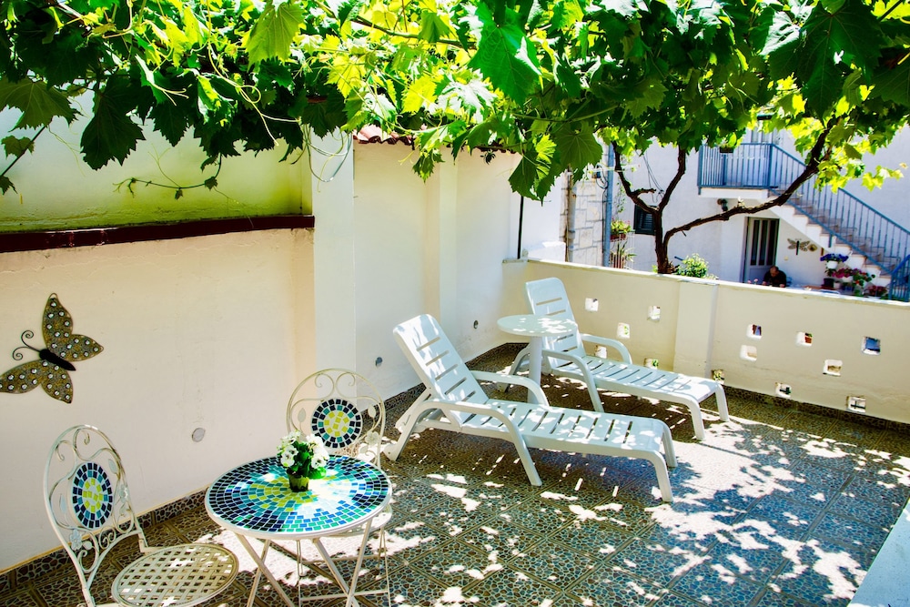 Luxury Villa Minerva Gardens 73/80