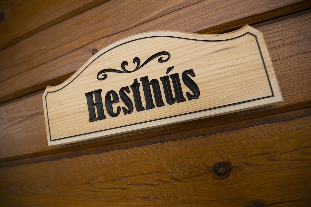 Hestasport Cottages 15/50