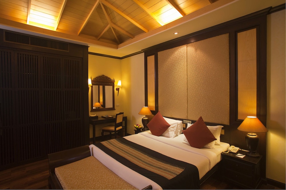 La Solaya Khao Lak 24/75