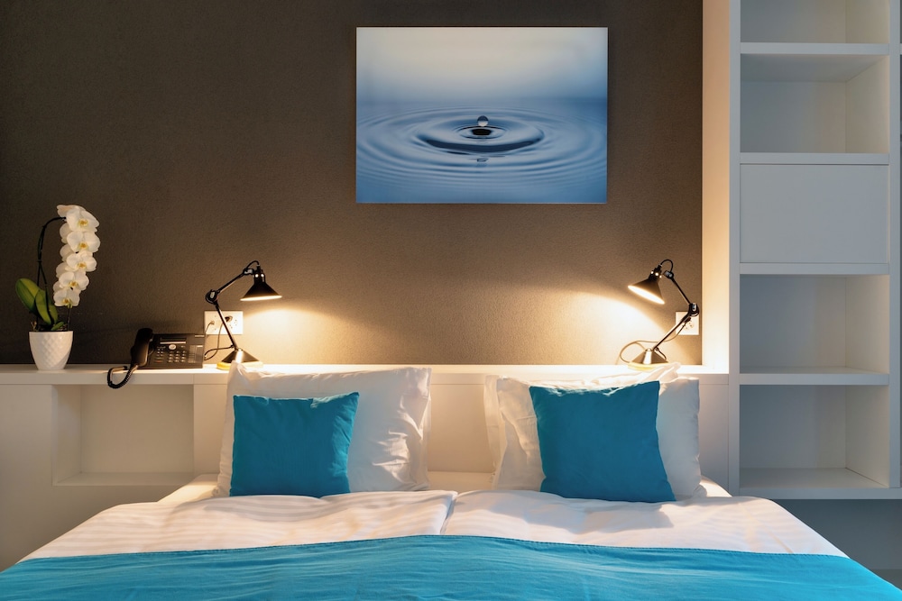 Hotel De La Source 7/34
