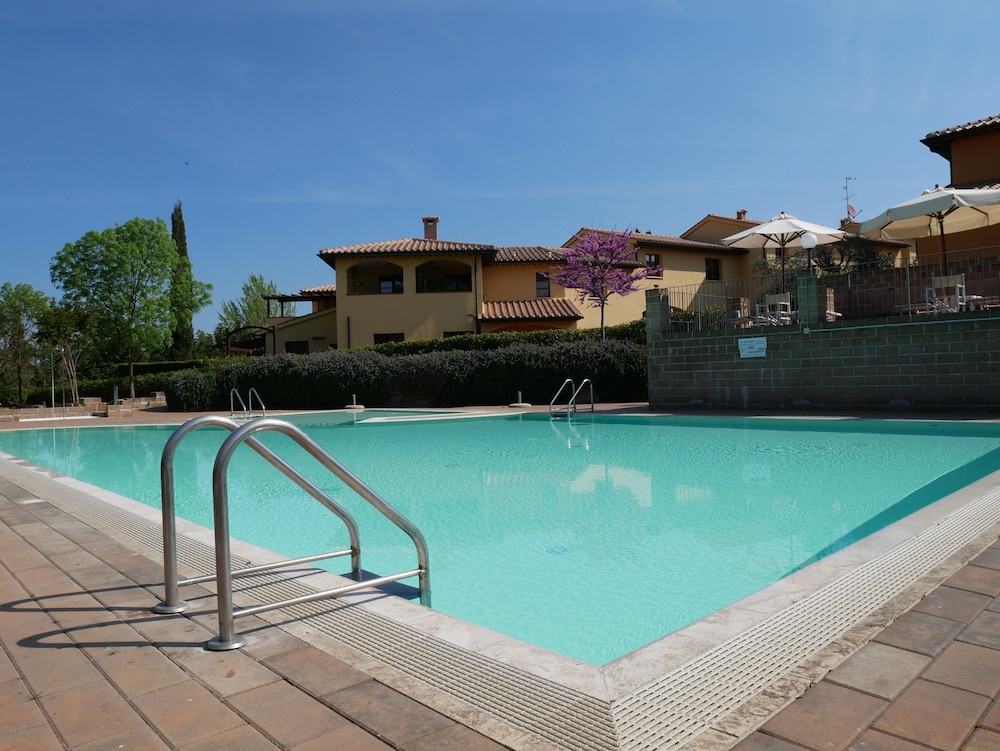 Borgo Etrusco S.P.A. 16/35