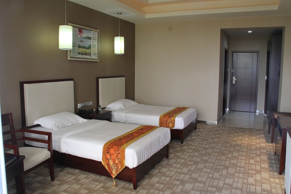 Kololo Courts Hotel & Restaurant 14/40