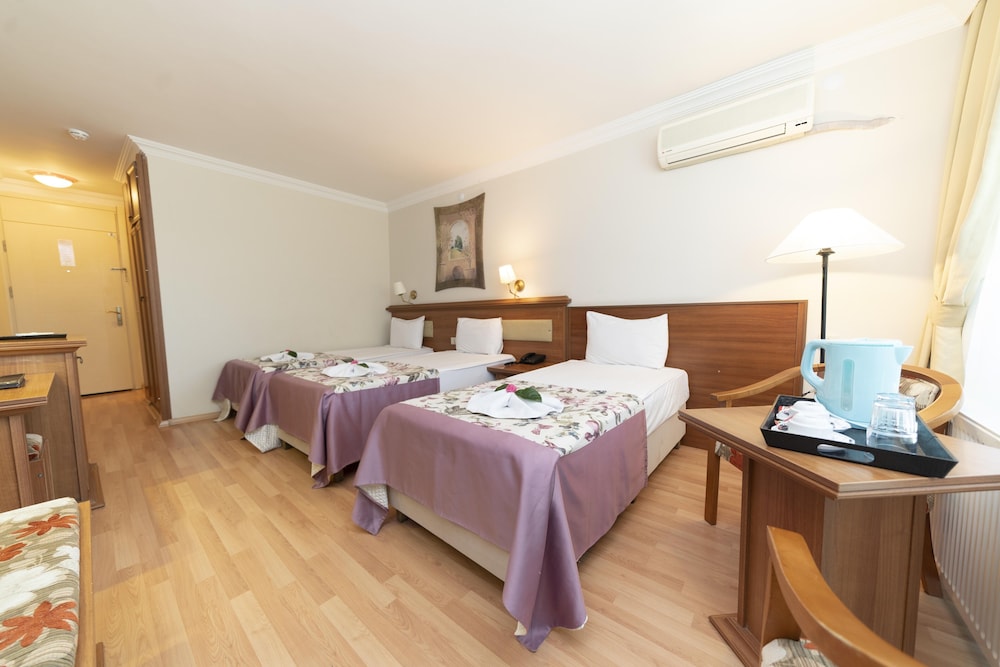 TROIA TUSAN HOTEL 14/67