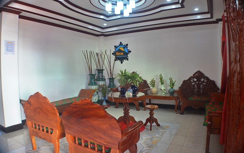 Mayon Backpackers Hostel 29/35