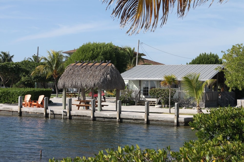 Parmer's Resort 32/51