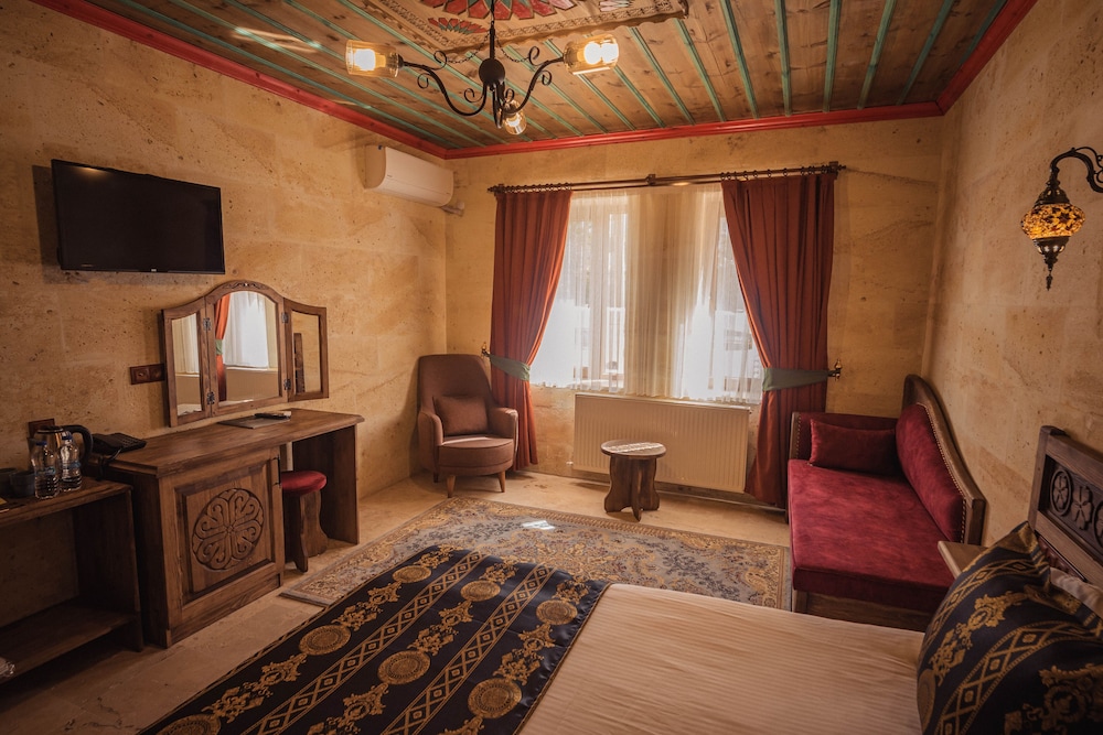 Olivia Cave Hotel 24/44