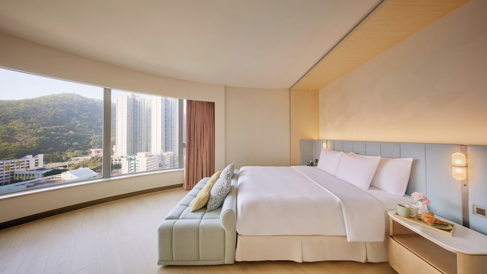 Sunset, King Bed, with View, Corner