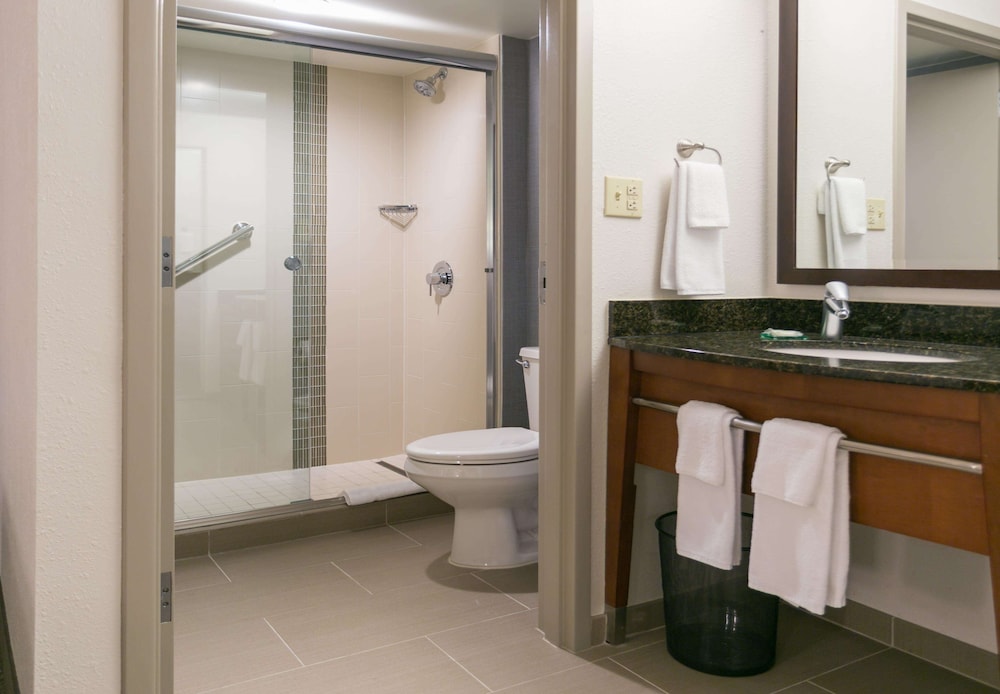 Hyatt Place Nashville/Franklin/Cool Springs 21/77