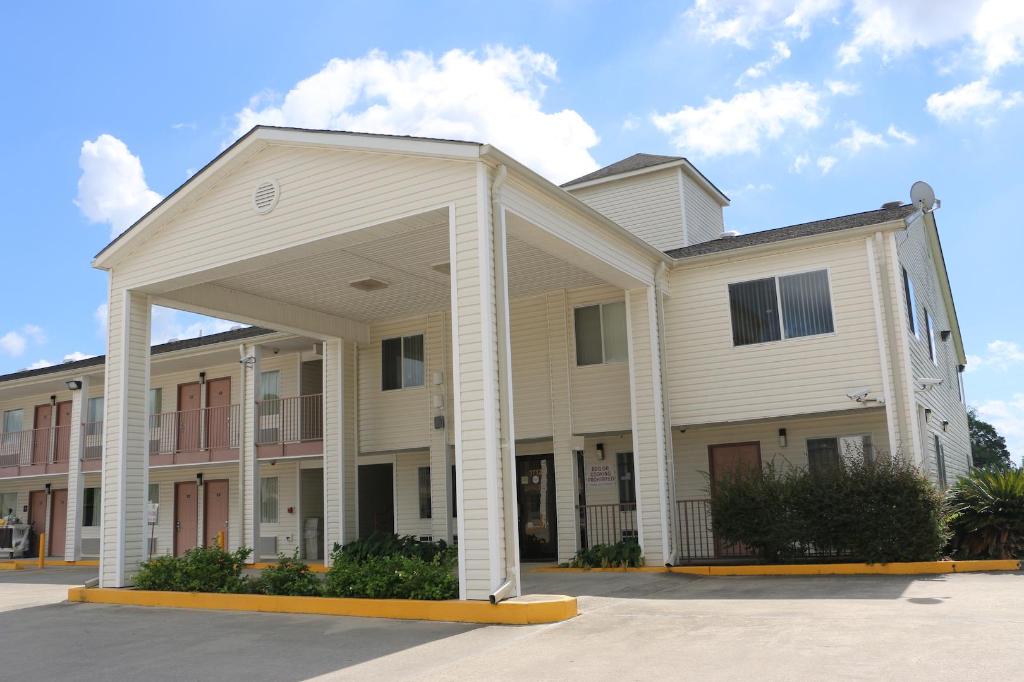 Western Inn 8/9