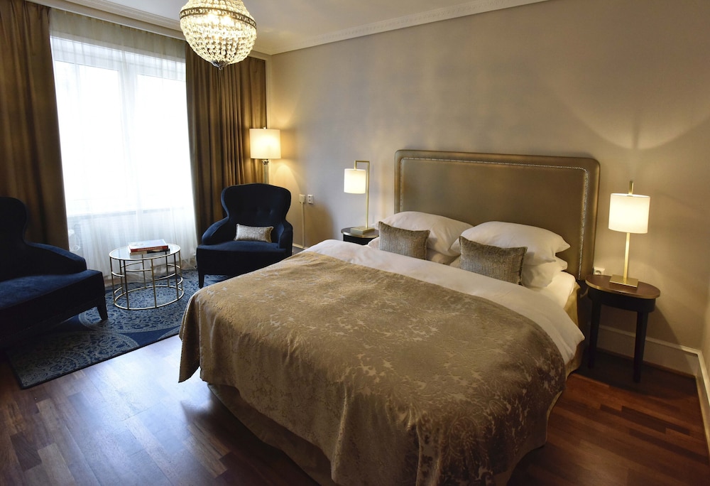 Grand Hotel Oslo by Scandic 27/83