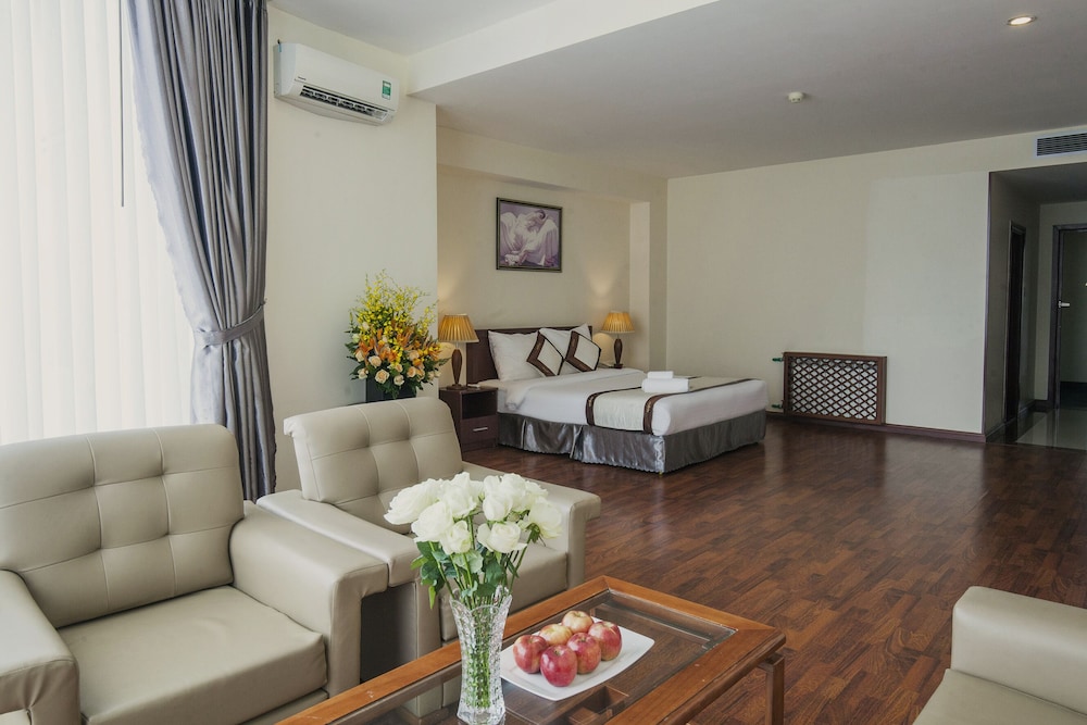 The Western Hill Hotel 33/50