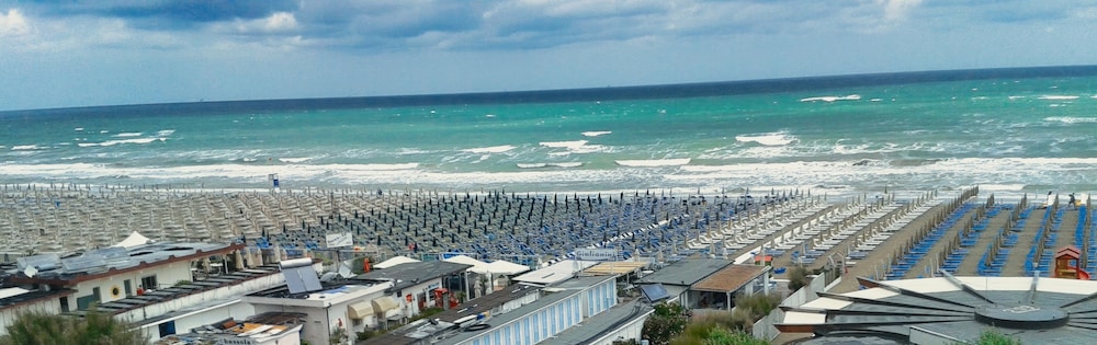 Hotel Caesar 33/43