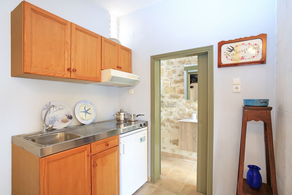 KAMILARI PASIPHAE VILLA 6/60
