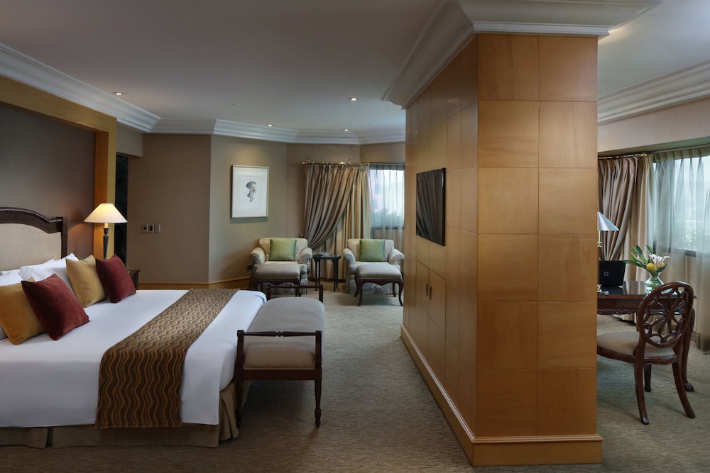 The Heritage Hotel Manila 86/100