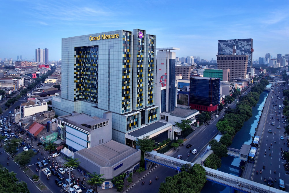 Grand Mercure Jakarta Harmoni 2/68