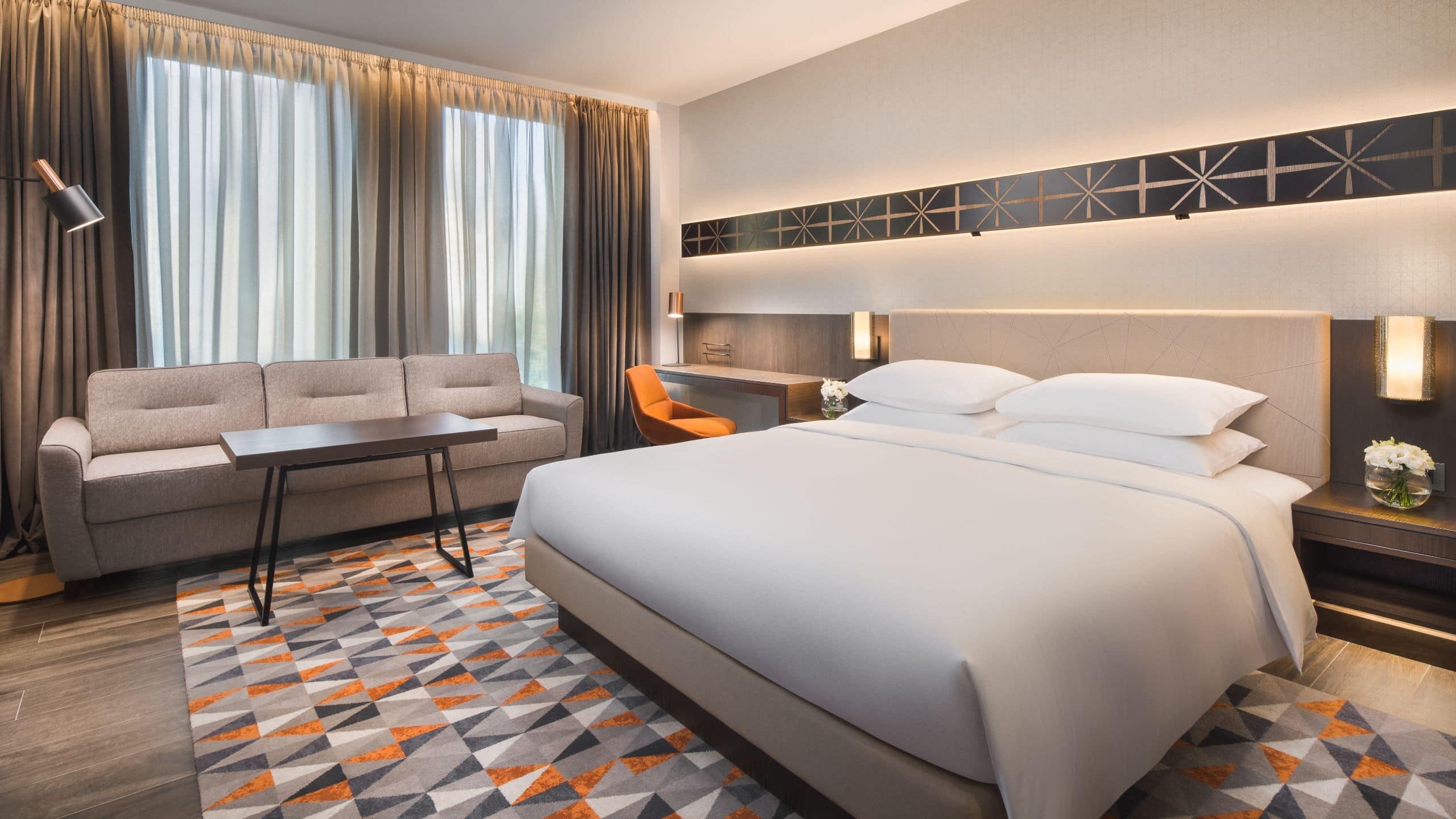Regency, Suite