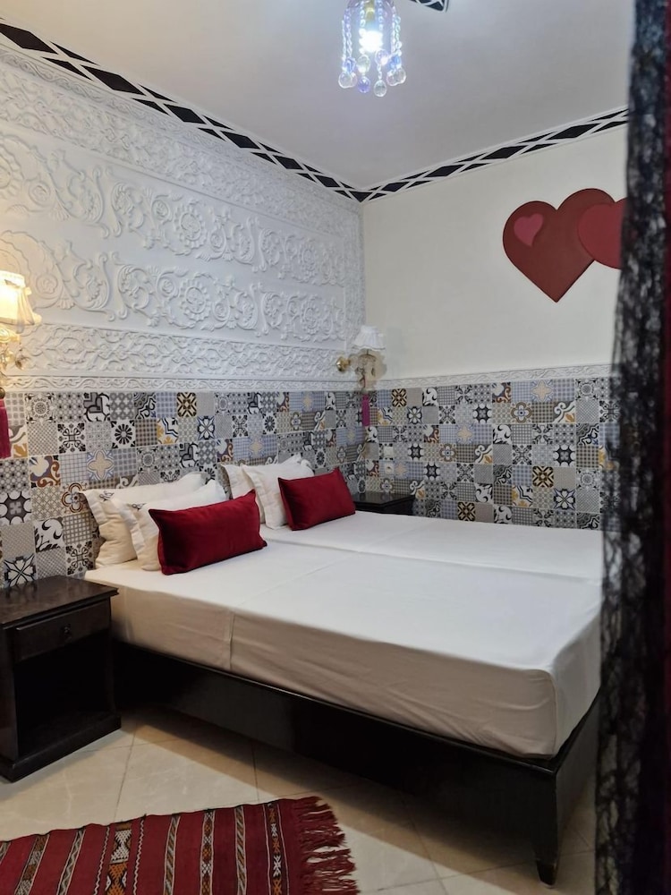 Riad de la Semaine 16/50