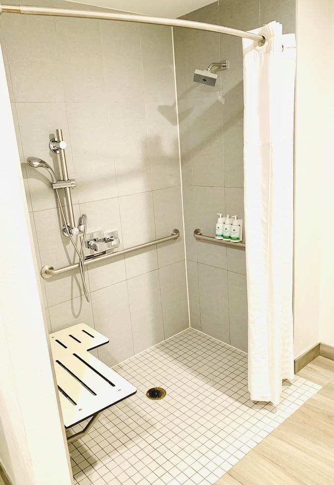 GreenTree Pasadena Inn 27/57
