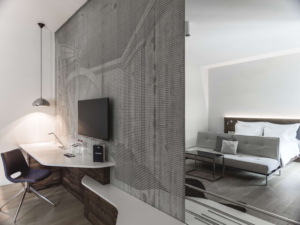 Radisson Collection Hotel Old Mill Belgrade 29/68