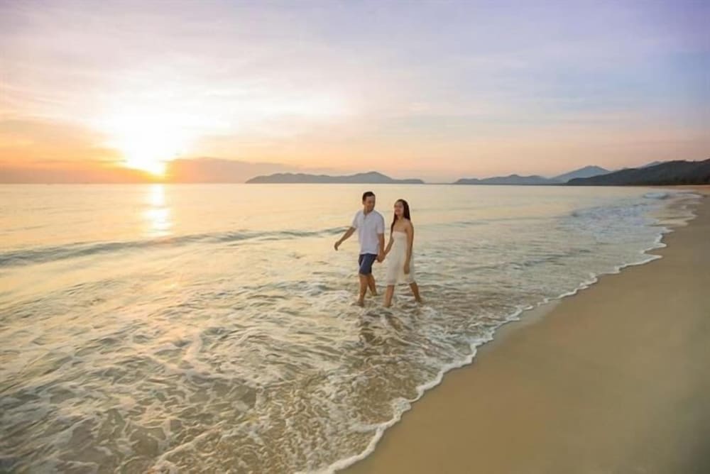 Lang Co Beach Resort 34/50