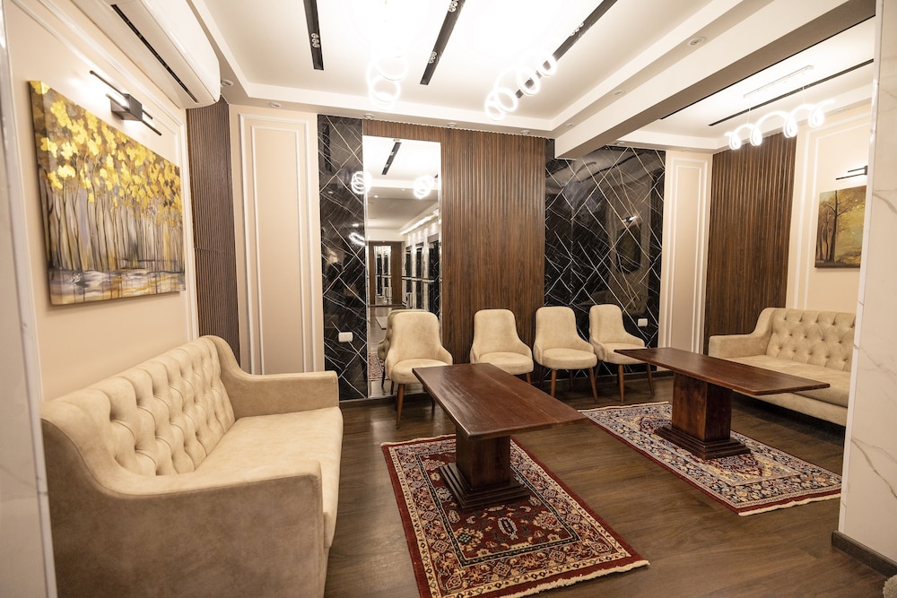 Mar Charbel Hotel 36/55