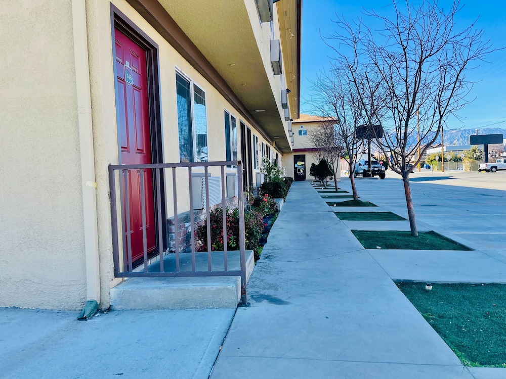 Quality Inn Bishop Near Mammoth 3/20