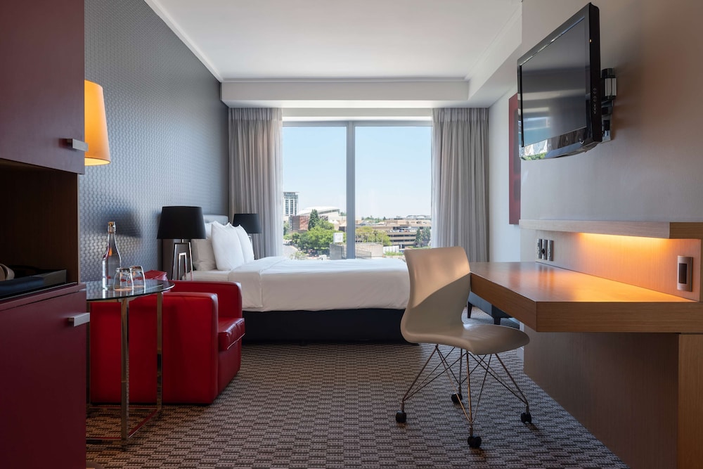 Radisson Blu Gautrain 65/79