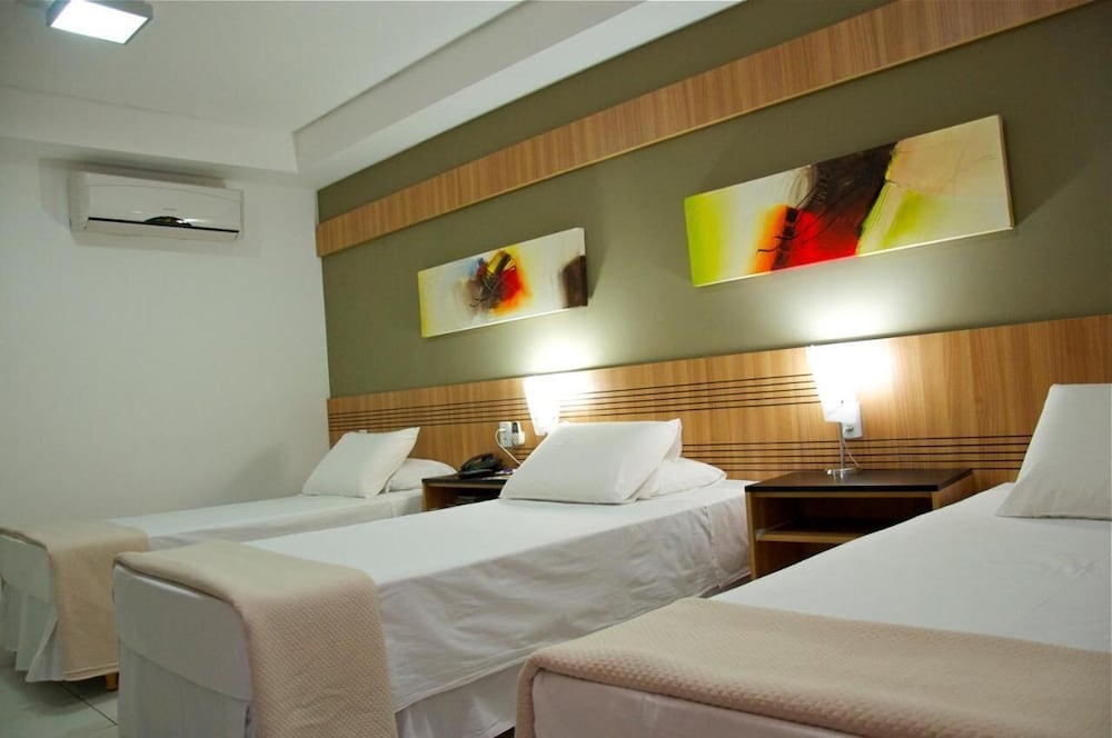 Delcas Hotel 17/68