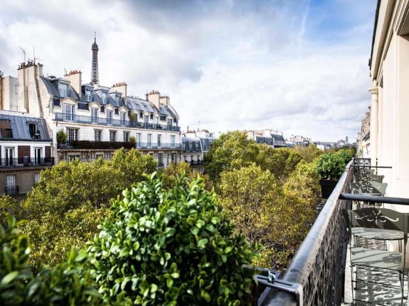 Deluxe, 2 Double Beds, Eiffel View, Balcony