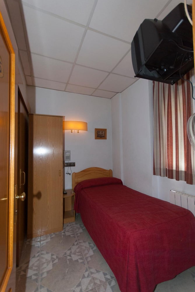 HOSTAL GOYMA II 14/34