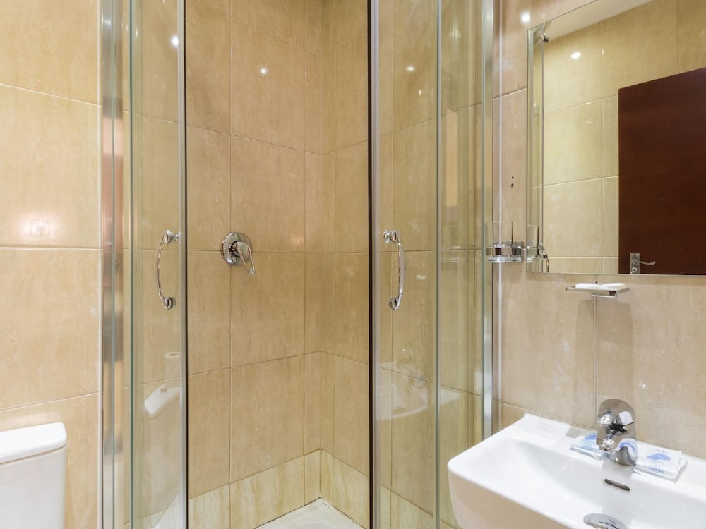 Notting Hill Gate Hotel 33/38