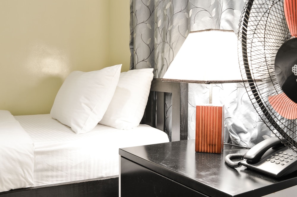 Jewelstone Hotel 44/69