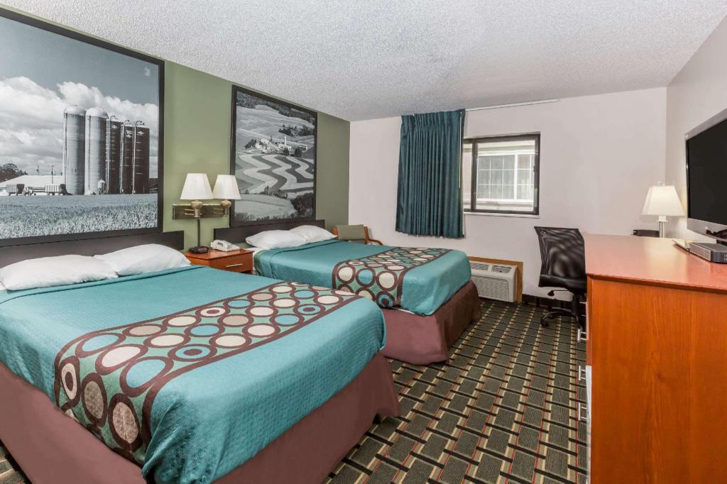 Room, 2 Double Beds, Pet Friendly