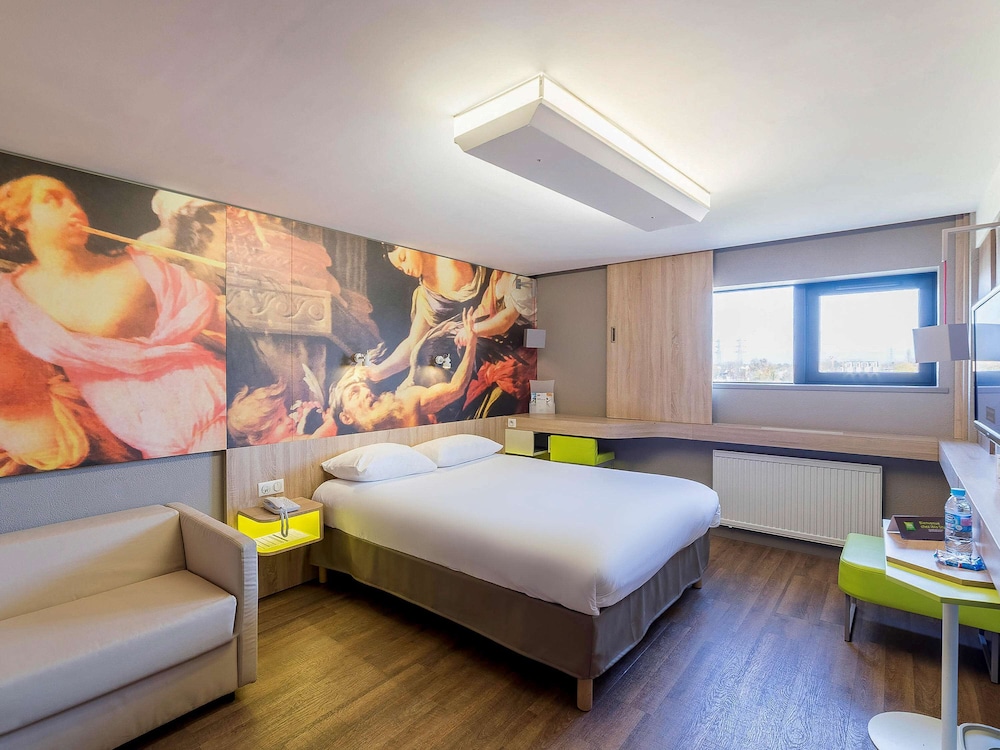 IBIS STYLES LILLE MARCQ EN BAROEUL 8/61