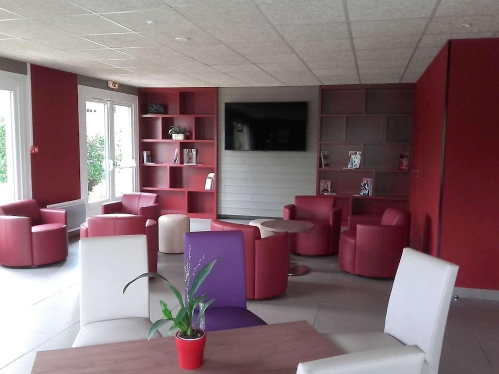 Campanile Sable Sur Sarthe Vion 17/37