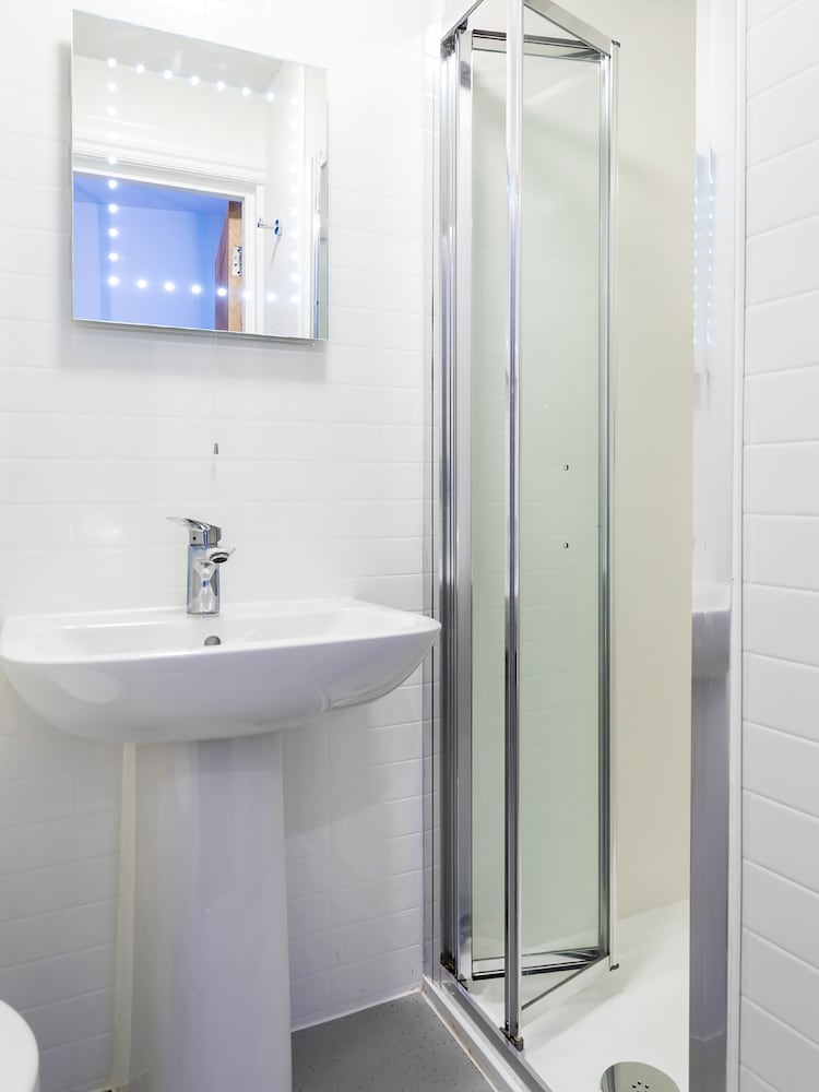 Apollo Hotel London – Near Hyde Park & Paddington Station 47/47