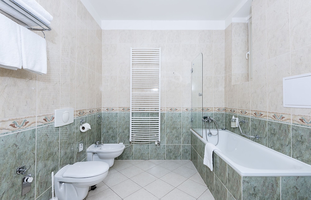 Hotel Residence Romanza 33/62