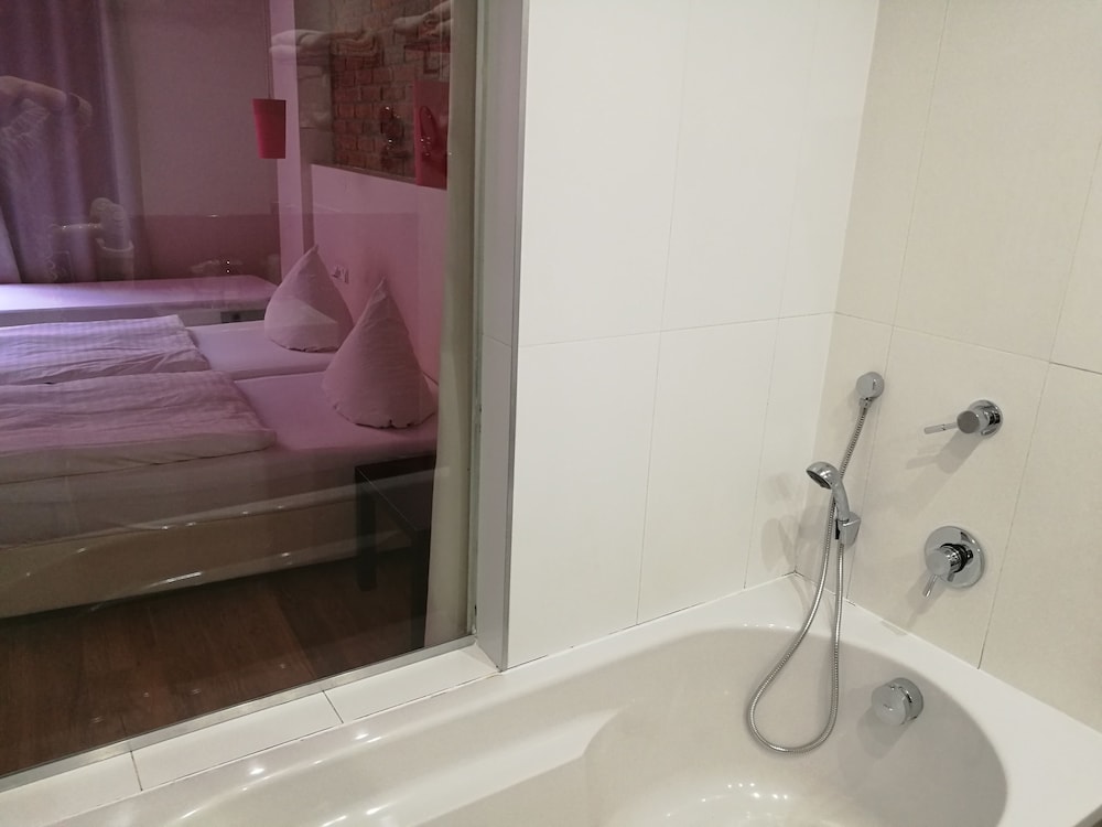 Purpur Aparthotel 34/48