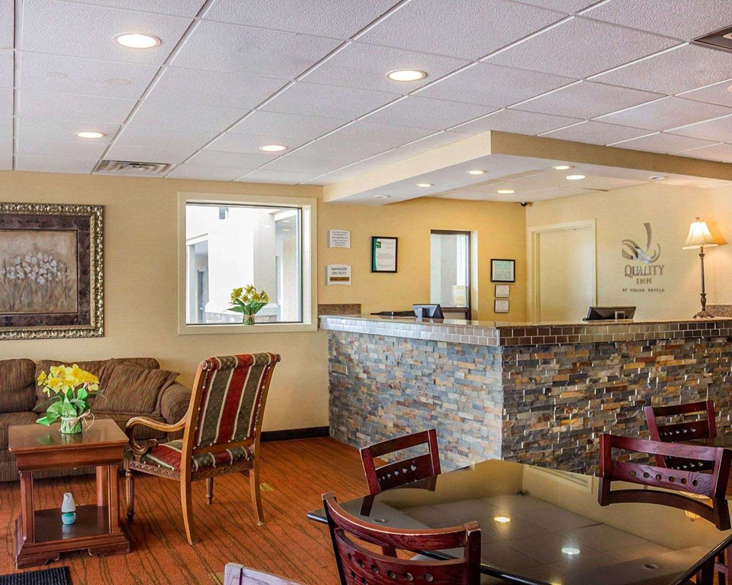 Quality Inn Waterbury 22/29