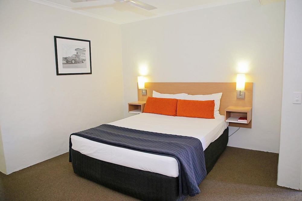 Darcy Arms Motel 14/52