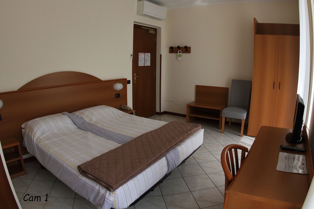 Hotel Ristorante Fiorentino 15/38