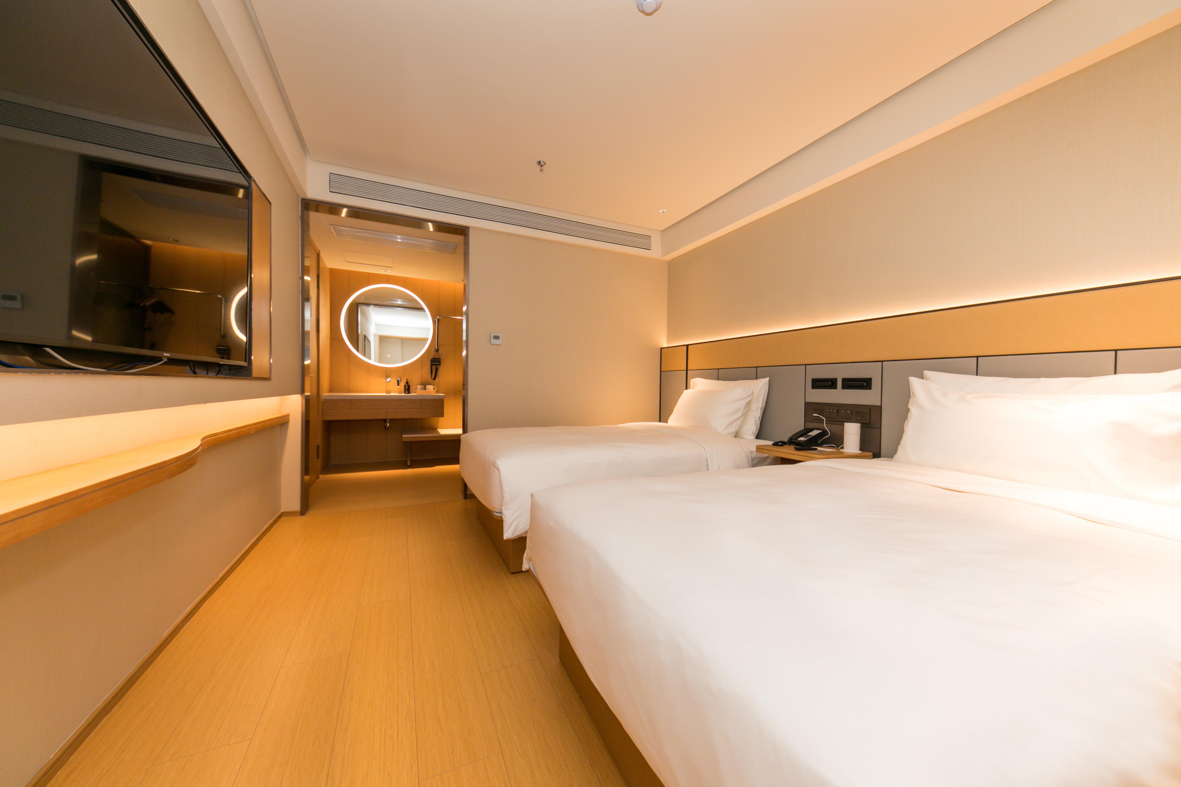 Ji Hotel (Shanghai Huangxing Road Metro Station) 20/40