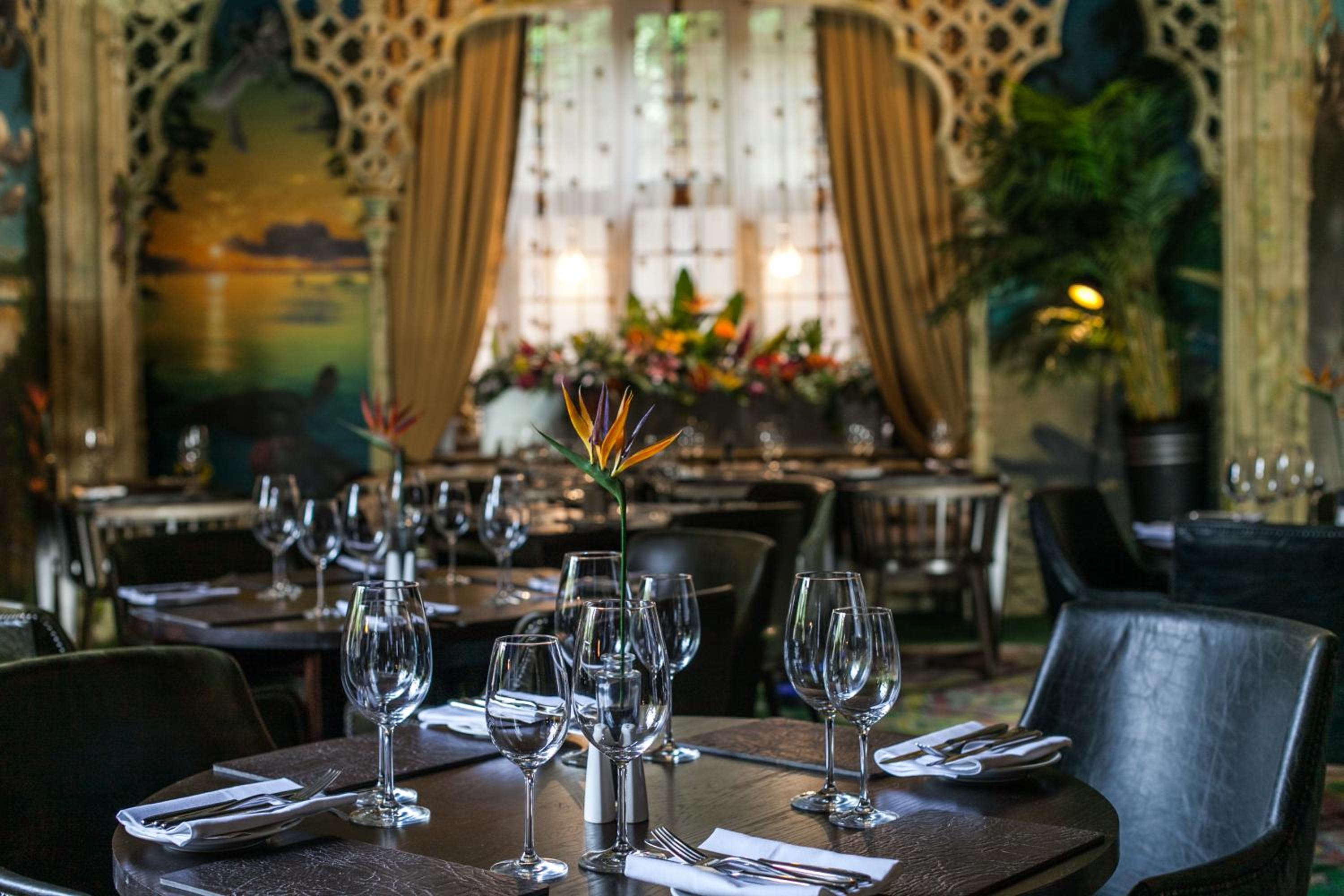 Port Lympne Reserve - Port Lympne Hotel 11/26
