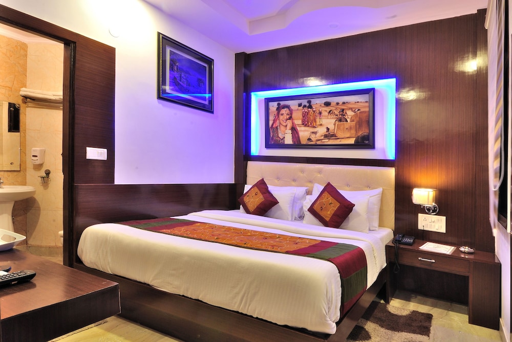 Hotel Nirmal Mahal 51/66