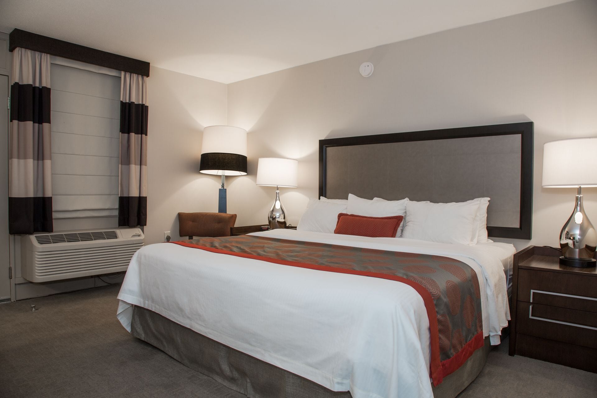 Room at Ramada by Wyndham Boston, BOSTON - MA